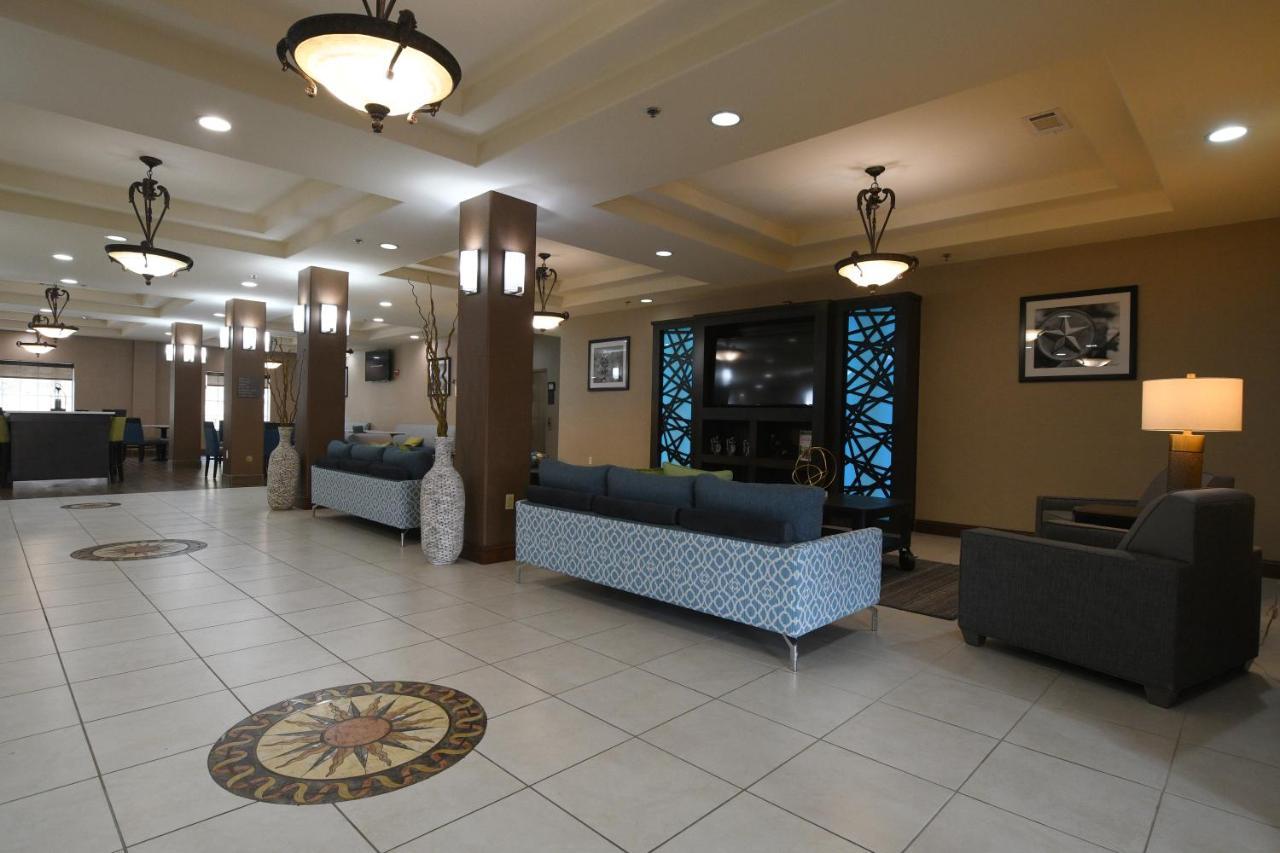 Baymont Inn & Suites By Wyndham Glen Rose Exterior photo